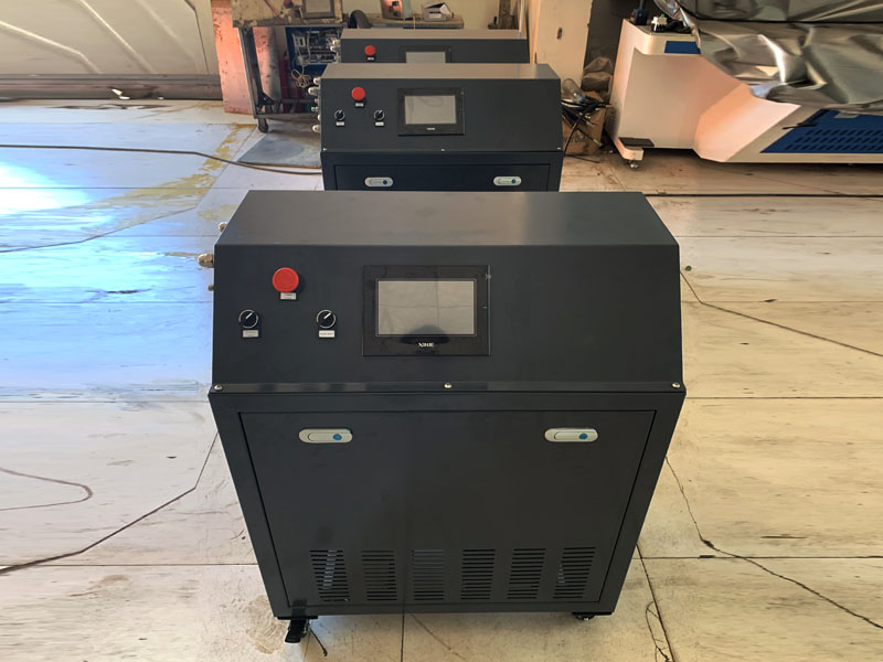 小型(xing)幹冰顆粒機二(èr)代